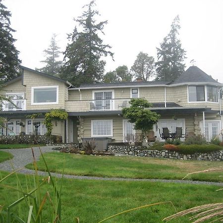 The Lodge At Weir'S Beach Metchosin ภายนอก รูปภาพ